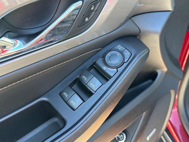 used 2019 Chevrolet Traverse car, priced at $16,879