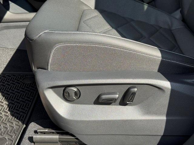 new 2026 Volkswagen Atlas car, priced at $40,100