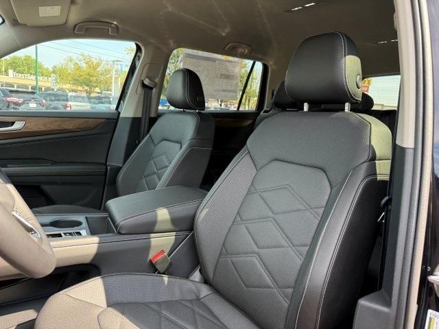 new 2026 Volkswagen Atlas car, priced at $40,100