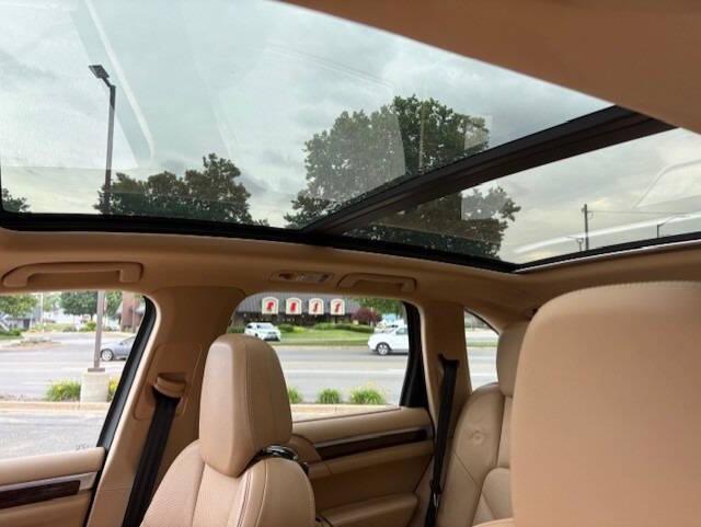 used 2014 Porsche Cayenne car