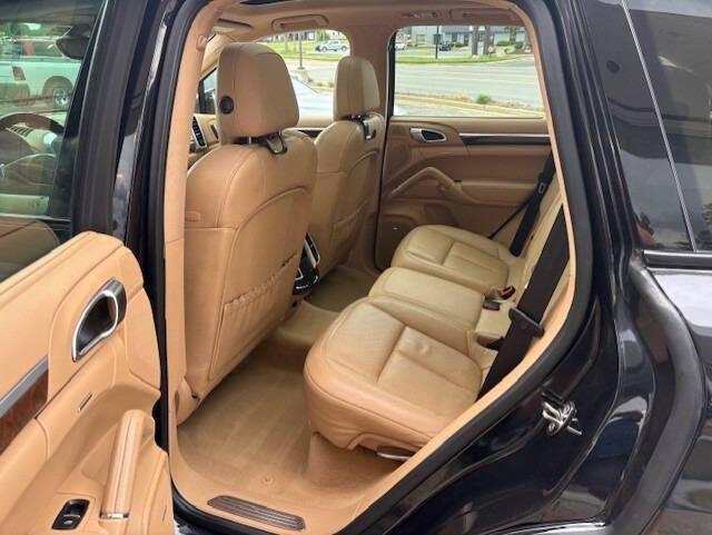 used 2014 Porsche Cayenne car