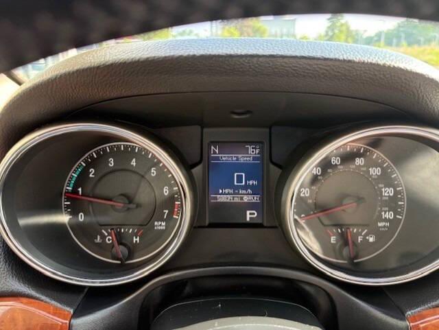 used 2011 Jeep Grand Cherokee car, priced at $14,995
