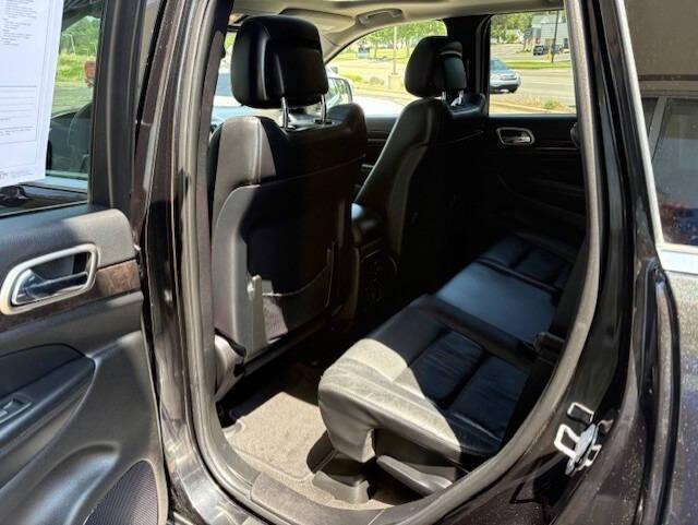 used 2012 Jeep Grand Cherokee car, priced at $14,995