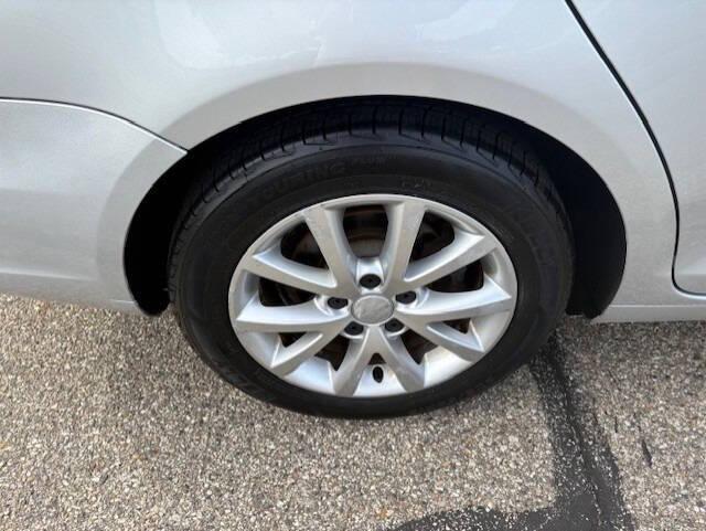 used 2012 Volkswagen Jetta SportWagen car, priced at $9,495