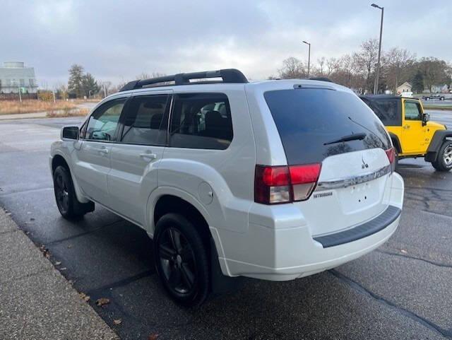 used 2011 Mitsubishi Endeavor car, priced at $9,795