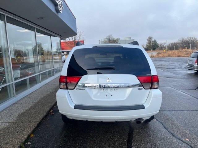 used 2011 Mitsubishi Endeavor car, priced at $9,795