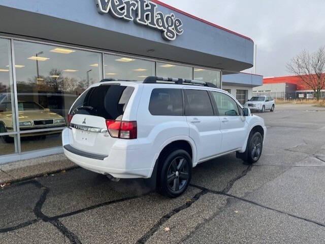 used 2011 Mitsubishi Endeavor car, priced at $9,795