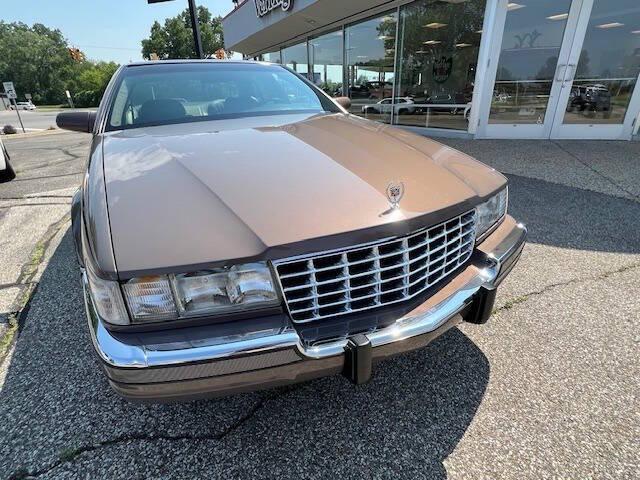 used 1994 Cadillac Seville car, priced at $8,995