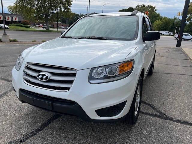 used 2012 Hyundai Santa Fe car, priced at $10,495