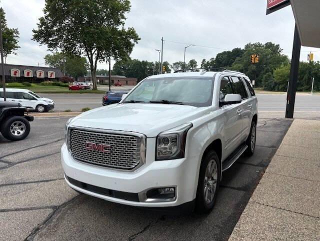 used 2017 GMC Yukon car, priced at $24,495