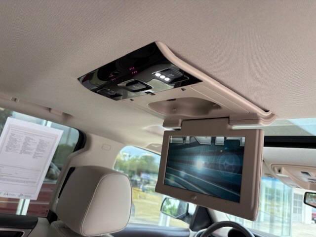 used 2017 GMC Yukon car, priced at $24,495