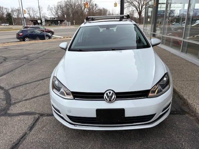 used 2017 Volkswagen Golf SportWagen car, priced at $12,495
