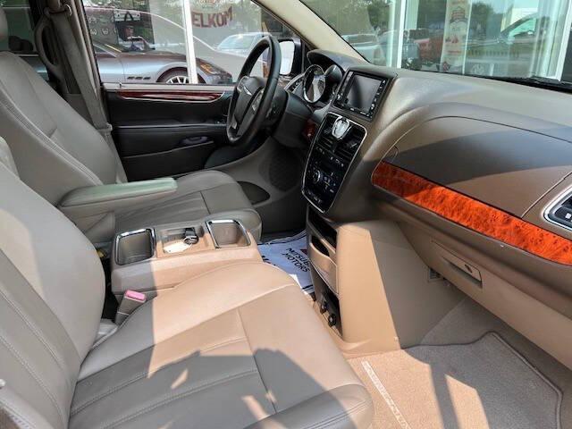 used 2014 Chrysler Town & Country car, priced at $12,995
