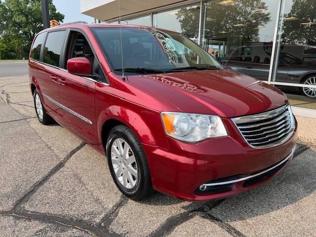 used 2014 Chrysler Town & Country car, priced at $12,995