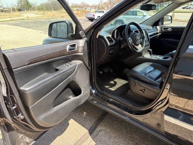 used 2013 Jeep Grand Cherokee car, priced at $10,995