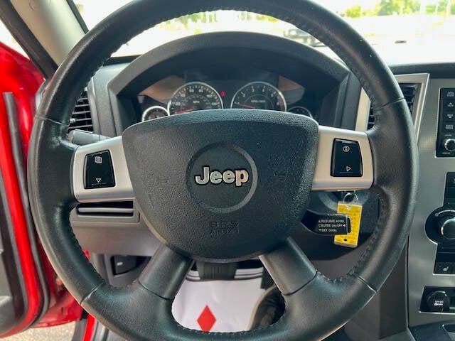 used 2009 Jeep Grand Cherokee car, priced at $8,995