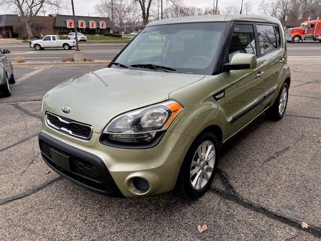 used 2013 Kia Soul car, priced at $8,995