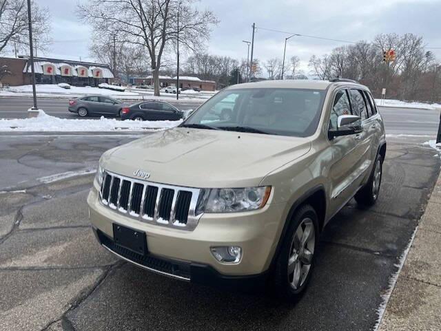 used 2012 Jeep Grand Cherokee car, priced at $13,995