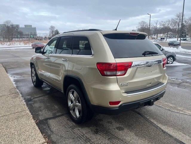 used 2012 Jeep Grand Cherokee car, priced at $13,995