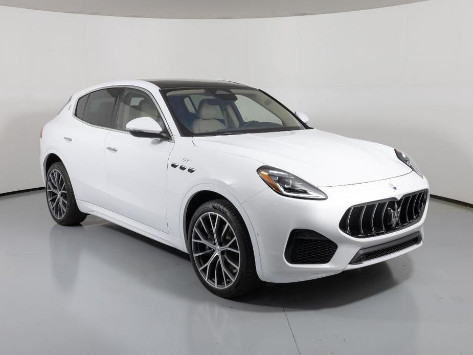 new 2023 Maserati Grecale car, priced at $60,001