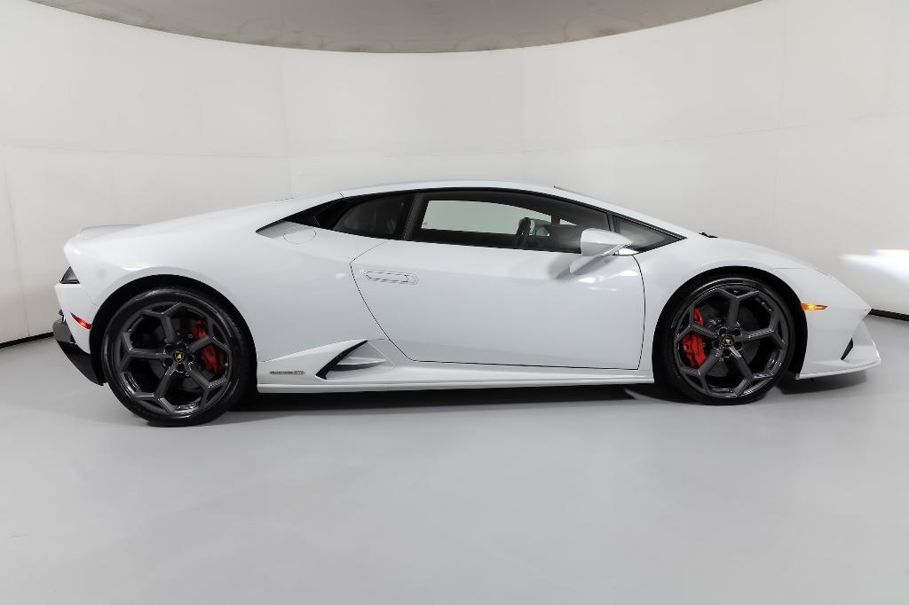 used 2020 Lamborghini Huracan EVO car, priced at $289,900