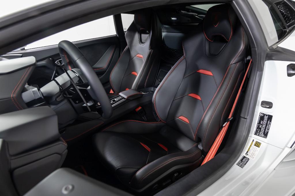 used 2020 Lamborghini Huracan EVO car, priced at $289,900
