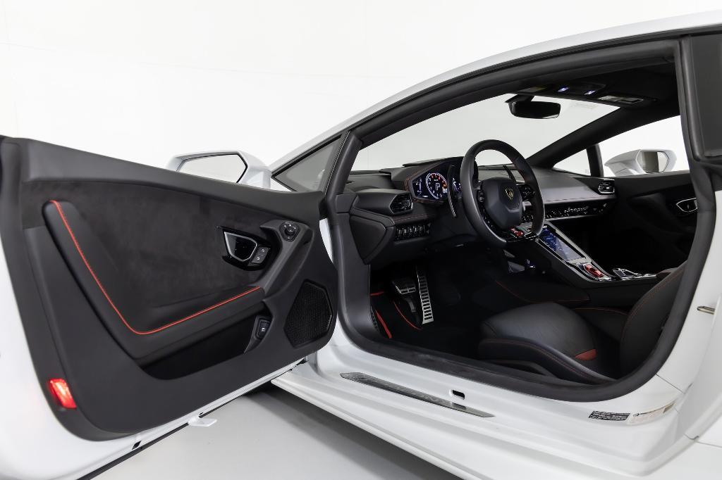 used 2020 Lamborghini Huracan EVO car, priced at $289,900