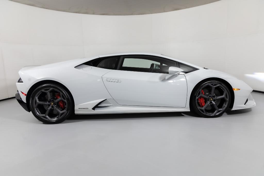 used 2020 Lamborghini Huracan EVO car, priced at $289,900