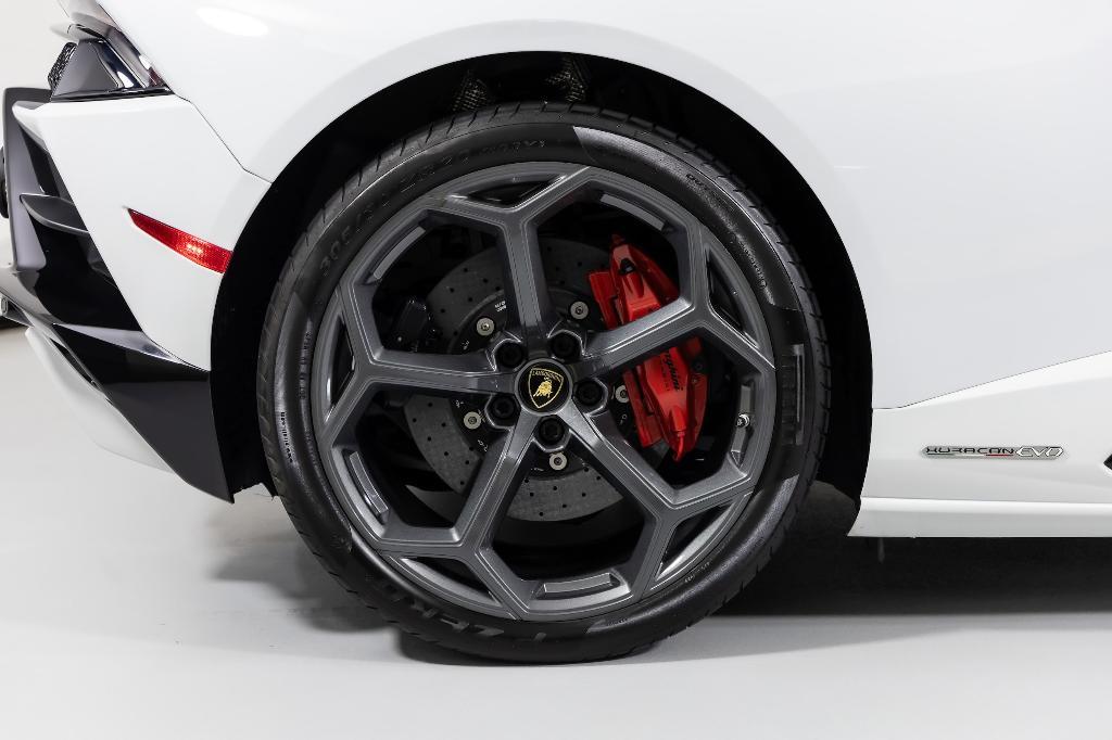 used 2020 Lamborghini Huracan EVO car, priced at $289,900