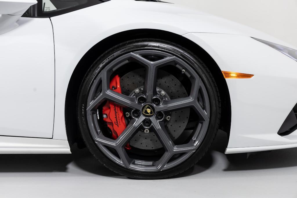 used 2020 Lamborghini Huracan EVO car, priced at $289,900