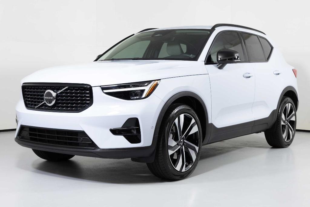 used 2024 Volvo XC40 car, priced at $42,900