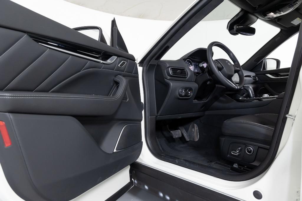 new 2023 Maserati Levante car, priced at $79,995