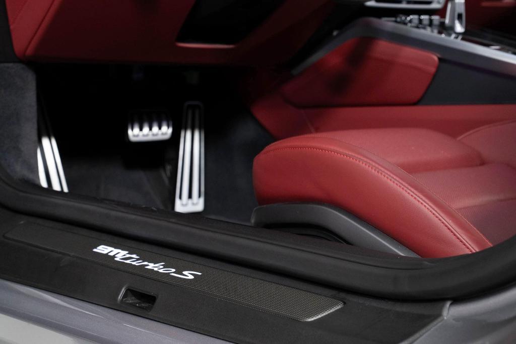 used 2022 Porsche 911 car, priced at $259,900