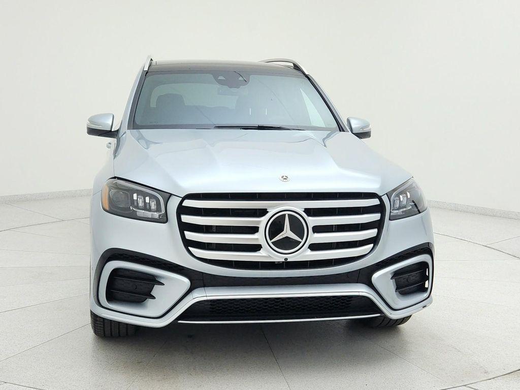 new 2025 Mercedes-Benz GLS 450 car, priced at $95,365