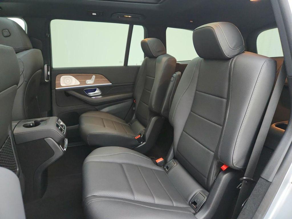 new 2025 Mercedes-Benz GLS 450 car, priced at $95,365