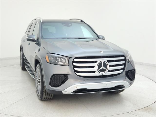 new 2025 Mercedes-Benz GLS 450 car, priced at $93,505