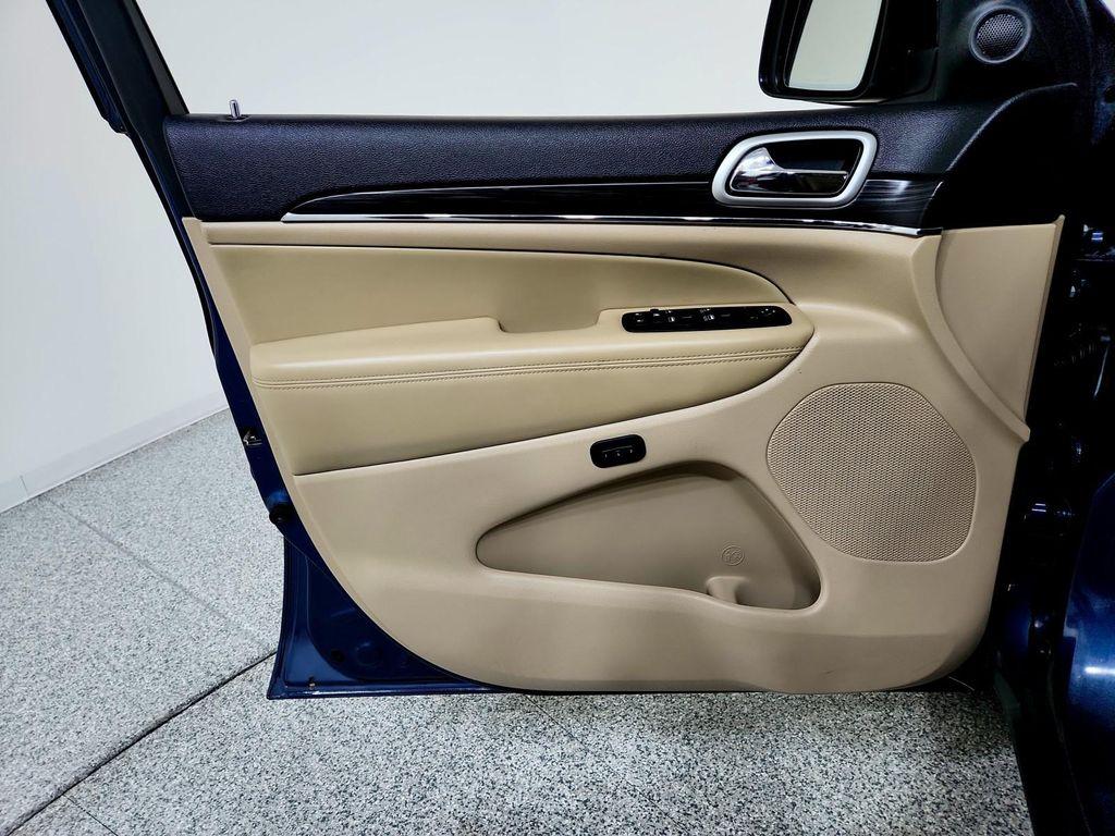 used 2021 Jeep Grand Cherokee car, priced at $25,773