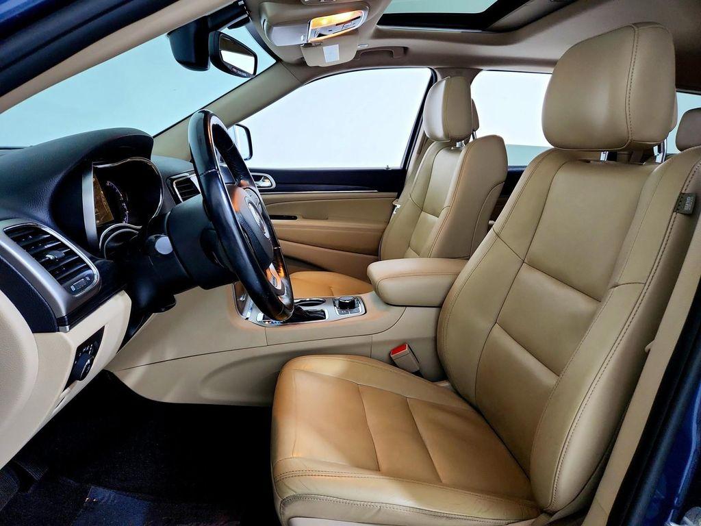 used 2021 Jeep Grand Cherokee car, priced at $25,773