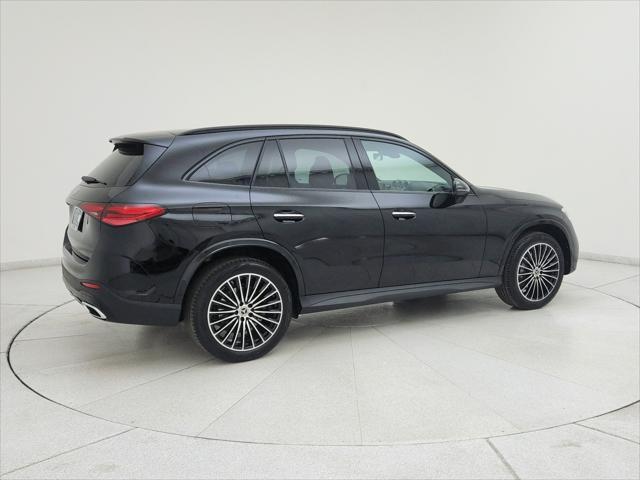 new 2025 Mercedes-Benz GLC 300 car, priced at $55,845