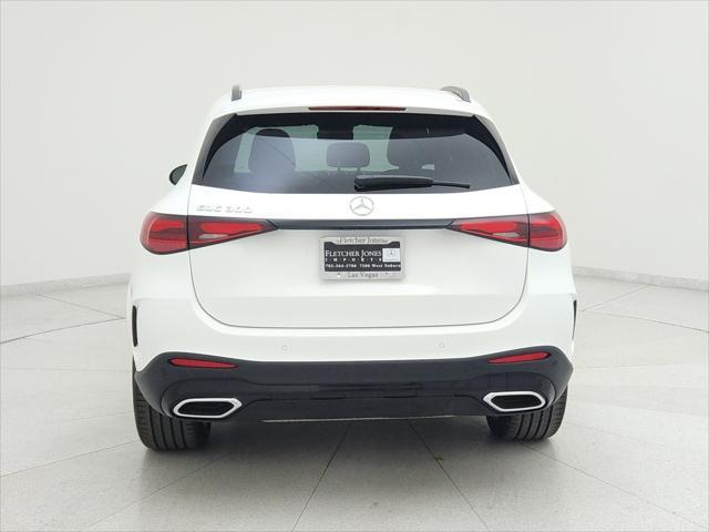 new 2025 Mercedes-Benz GLC 300 car, priced at $55,395
