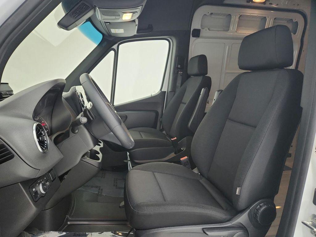 new 2025 Mercedes-Benz Sprinter 2500 car, priced at $69,434