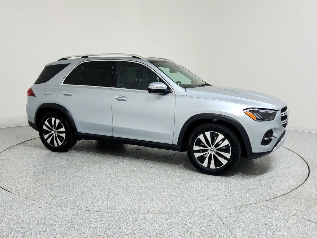 new 2026 Mercedes-Benz GLE 350 car, priced at $72,705