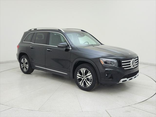 new 2025 Mercedes-Benz GLB 250 car, priced at $48,995