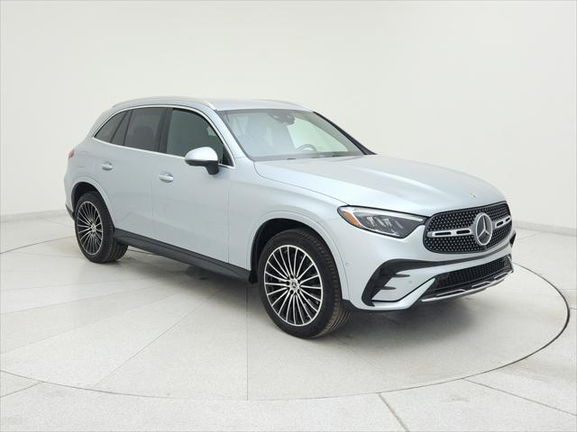 new 2025 Mercedes-Benz GLC 300 car, priced at $61,530