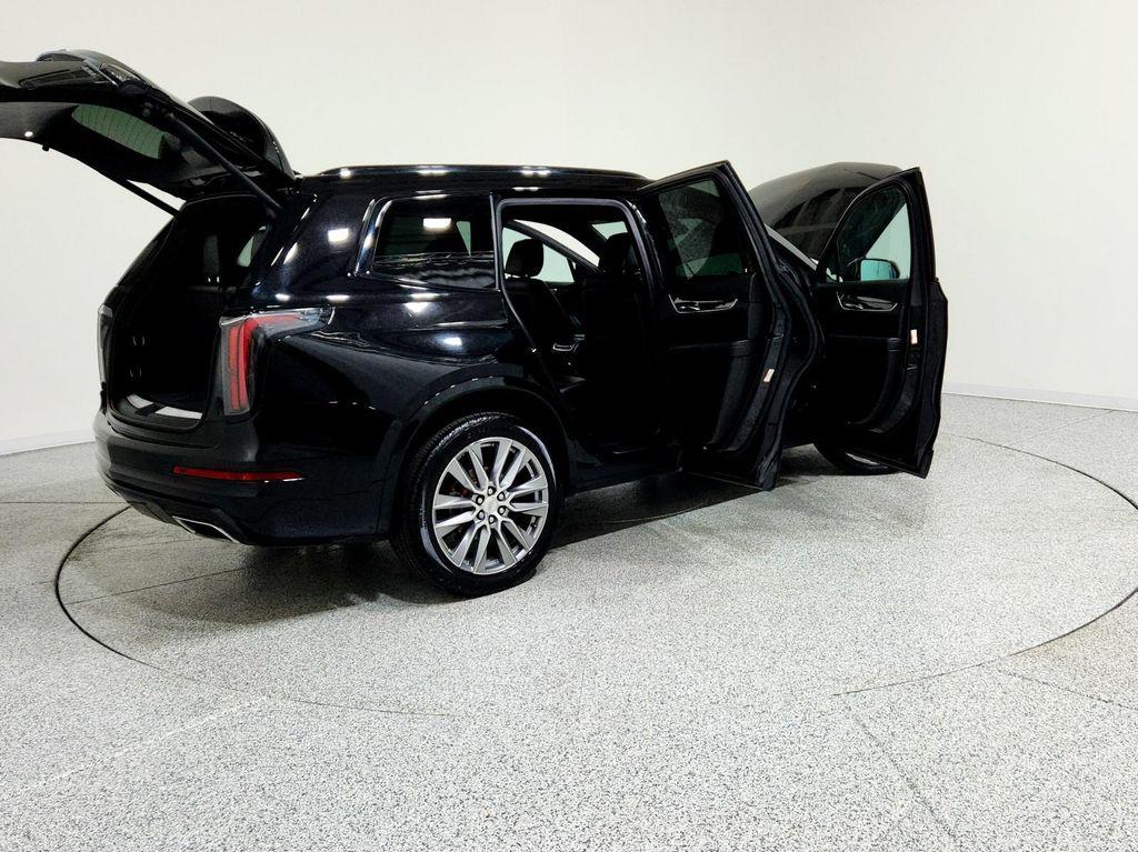 used 2020 Cadillac XT6 car, priced at $28,884