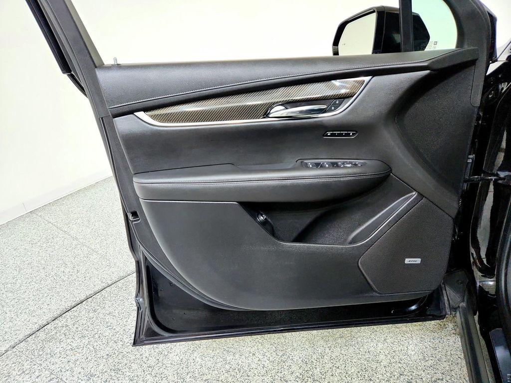 used 2020 Cadillac XT6 car, priced at $28,884