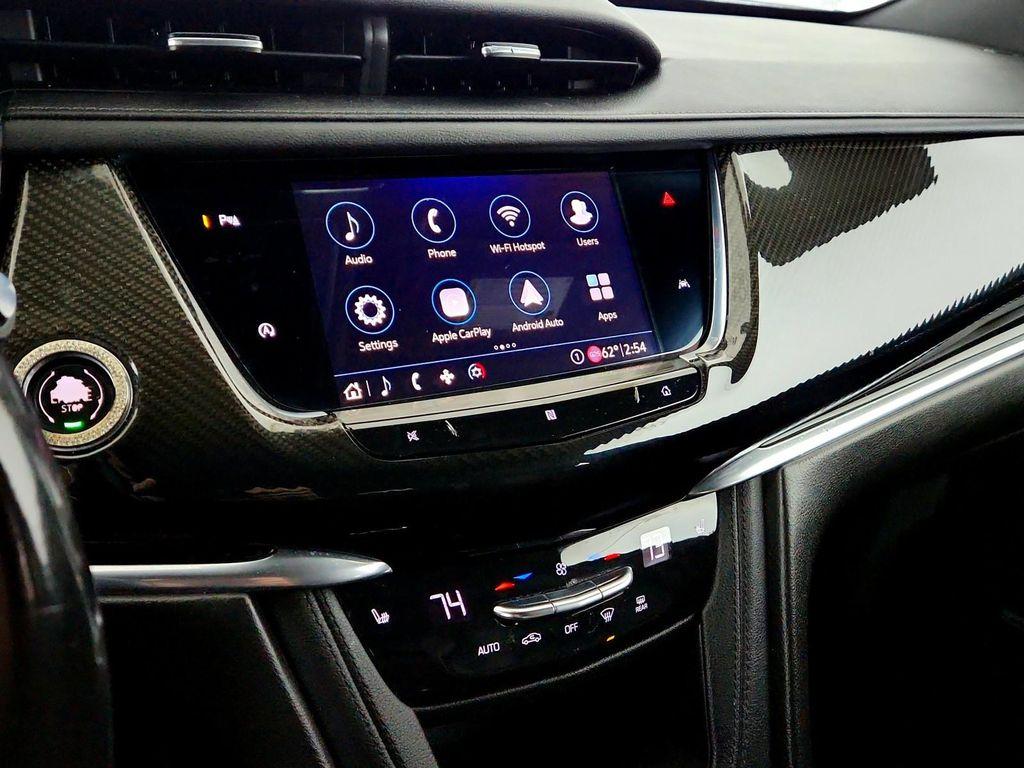 used 2020 Cadillac XT6 car, priced at $28,884