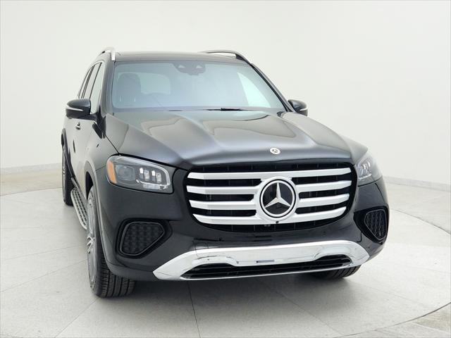 new 2025 Mercedes-Benz GLS 450 car, priced at $93,005