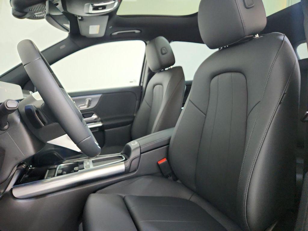 new 2026 Mercedes-Benz GLA 250 car, priced at $46,055