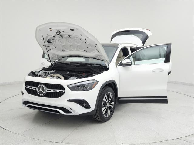 new 2025 Mercedes-Benz GLA 250 car, priced at $48,170